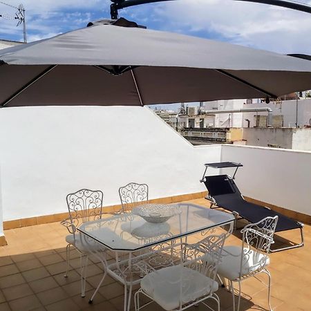 Triana Procurador Con Terraza Privada Apartman Sevilla Kültér fotó