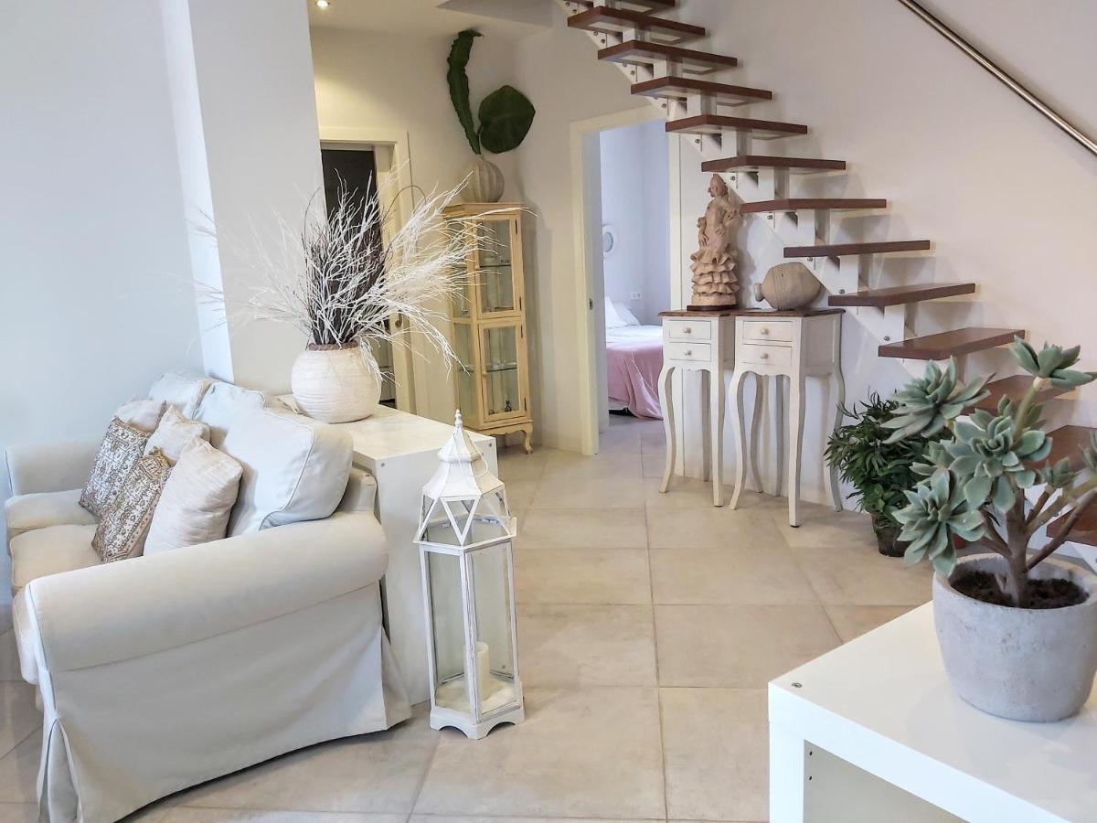 Triana Procurador Con Terraza Privada Apartman Sevilla Kültér fotó