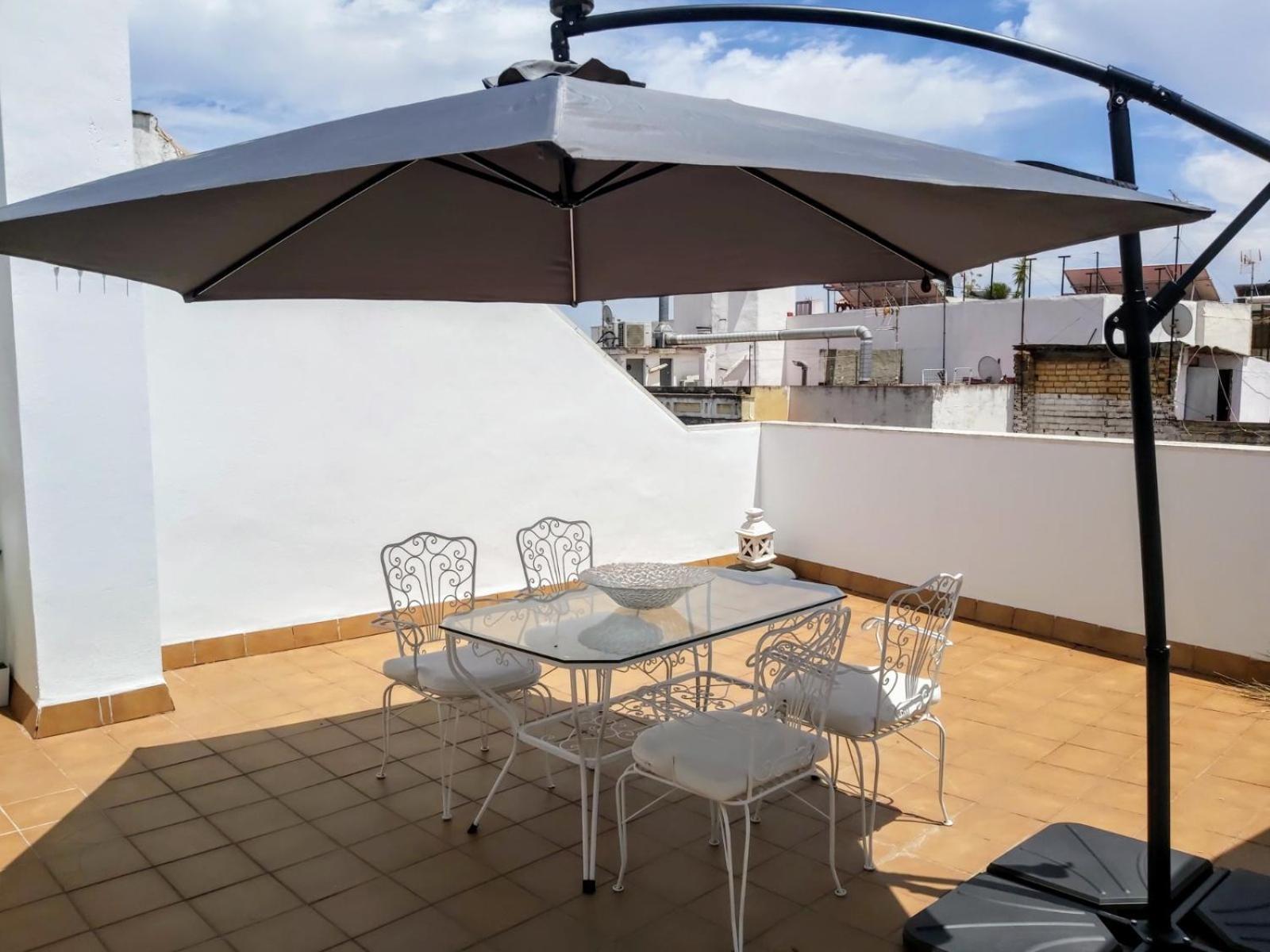Triana Procurador Con Terraza Privada Apartman Sevilla Kültér fotó